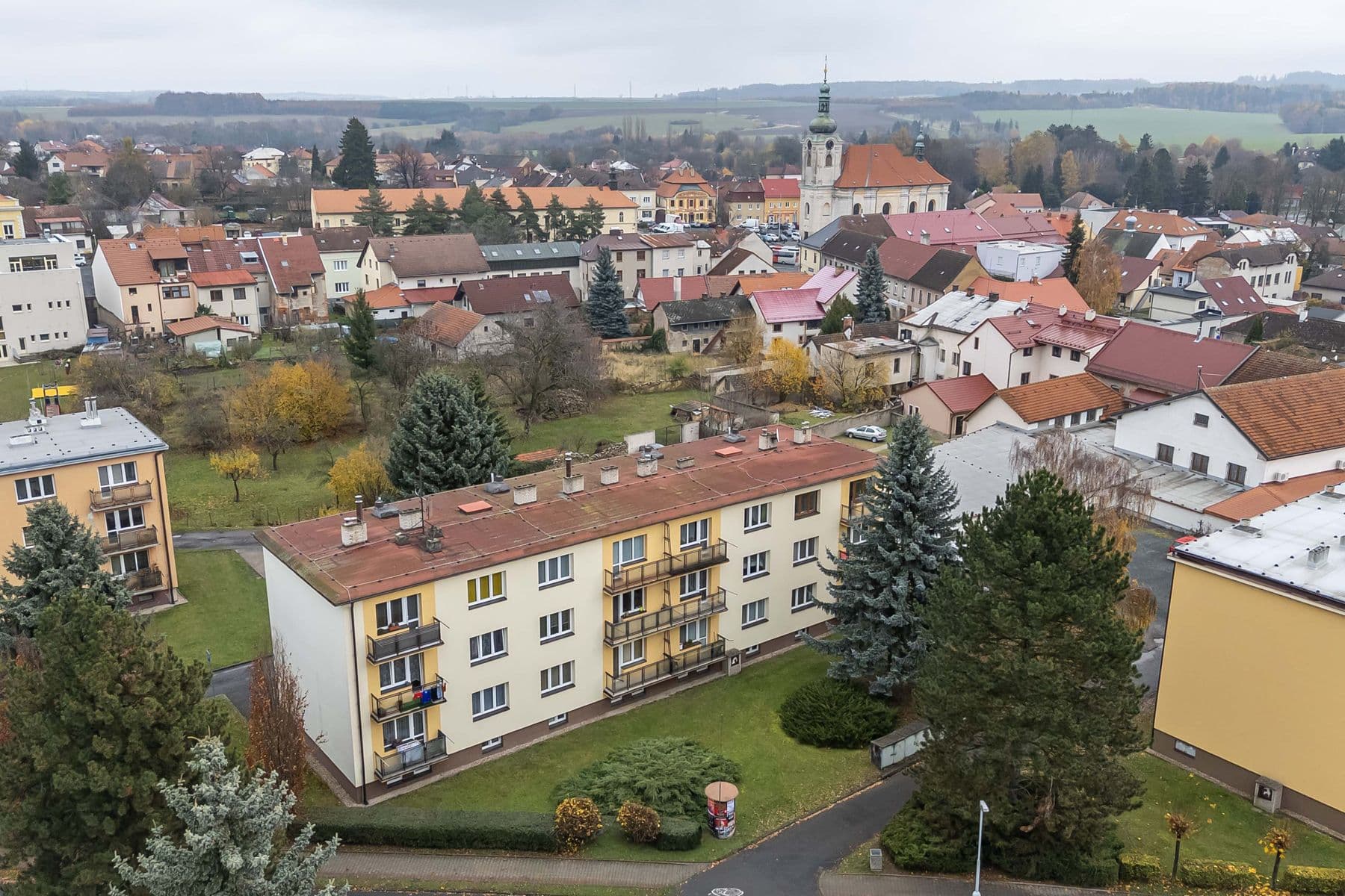 Predaj bytu 3-izbový 70 m², 1. máje, Uhlířské Janovice, Středočeský kraj Predaj bytu 3-izbový 70 m², 1. máje, Uhlířské Janovice, Středočeský kraj