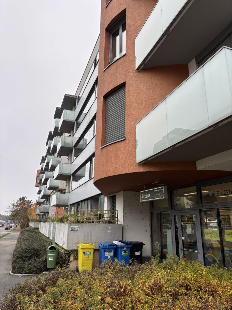 Prenájom bytu 2-izbový 67 m², Čumpelíkova, Praha, Praha Prenájom bytu 2-izbový 67 m², Čumpelíkova, Praha, Praha