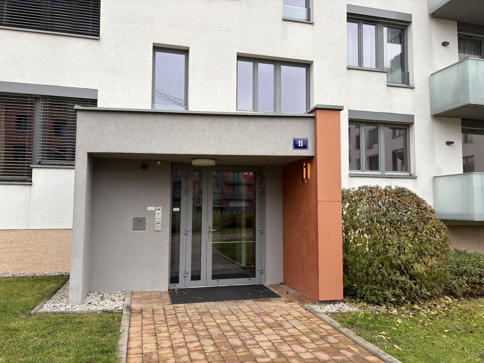 Prenájom bytu 2-izbový 67 m², Čumpelíkova, Praha, Praha Prenájom bytu 2-izbový 67 m², Čumpelíkova, Praha, Praha