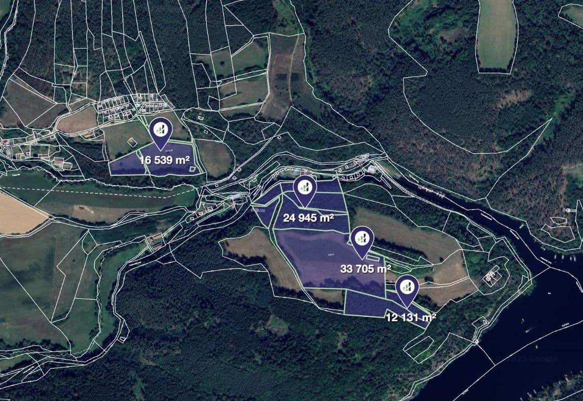 Predaj pozemku 10.915 m², Borotice, Středočeský kraj Predaj pozemku 10.915 m², Borotice, Středočeský kraj