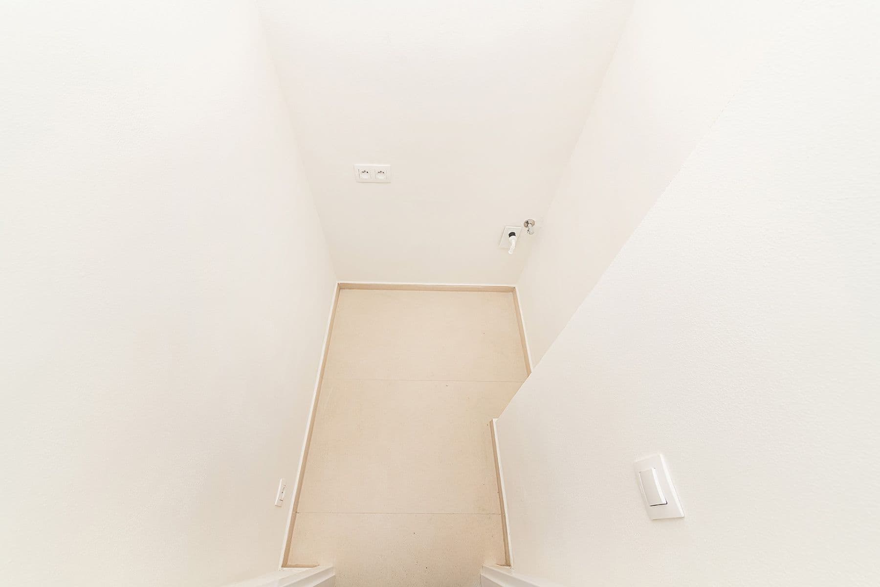 Predaj bytu 4-izbový 80 m², Arabská, Praha, Praha Predaj bytu 4-izbový 80 m², Arabská, Praha, Praha