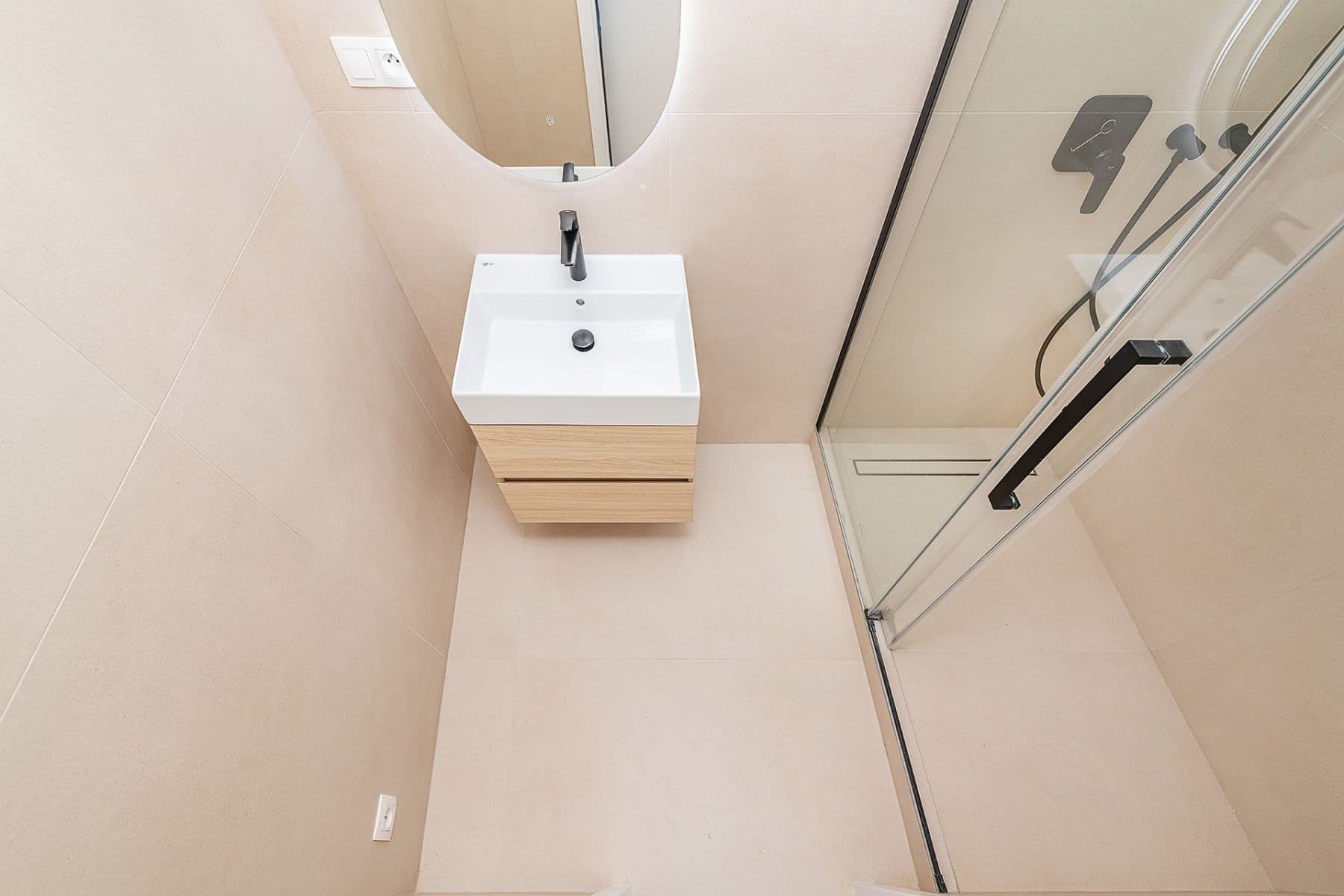 Predaj bytu 4-izbový 80 m², Arabská, Praha, Praha Predaj bytu 4-izbový 80 m², Arabská, Praha, Praha