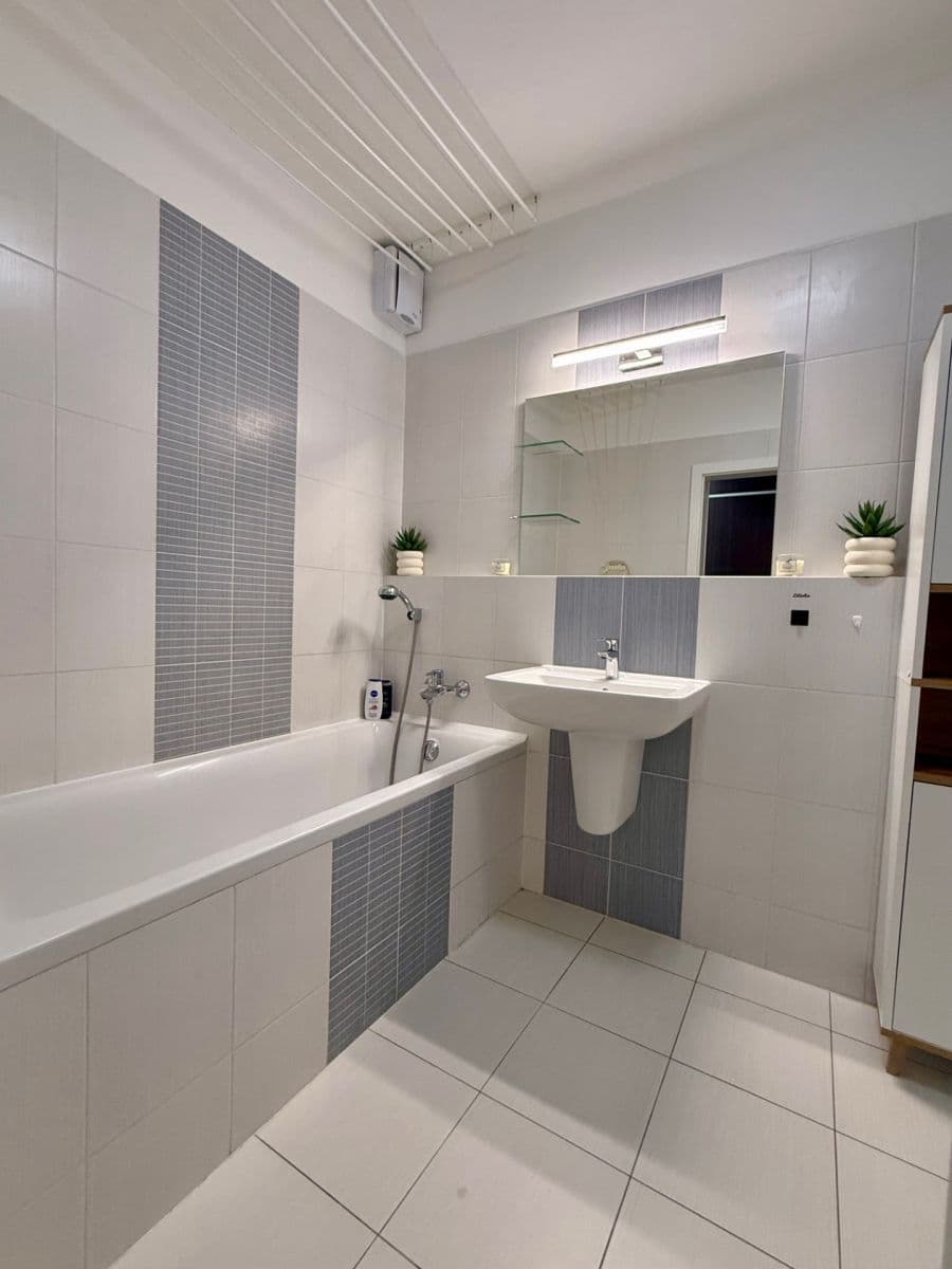 Predaj bytu 2-izbový 73 m², Martinčekova, Ružinov, Bratislavský kraj Predaj bytu 2-izbový 73 m², Martinčekova, Ružinov, Bratislavský kraj