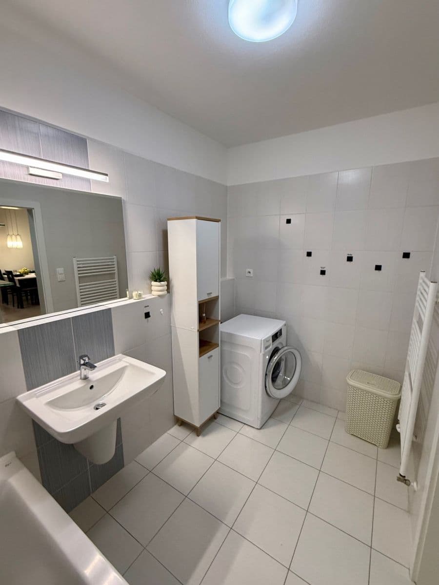 Predaj bytu 2-izbový 73 m², Martinčekova, Ružinov, Bratislavský kraj Predaj bytu 2-izbový 73 m², Martinčekova, Ružinov, Bratislavský kraj