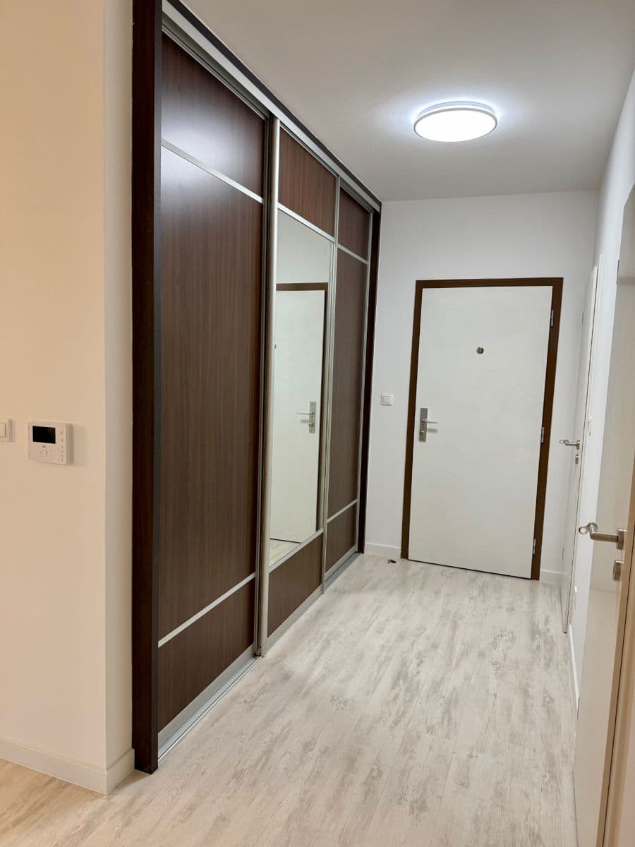 Predaj bytu 2-izbový 73 m², Martinčekova, Ružinov, Bratislavský kraj Predaj bytu 2-izbový 73 m², Martinčekova, Ružinov, Bratislavský kraj