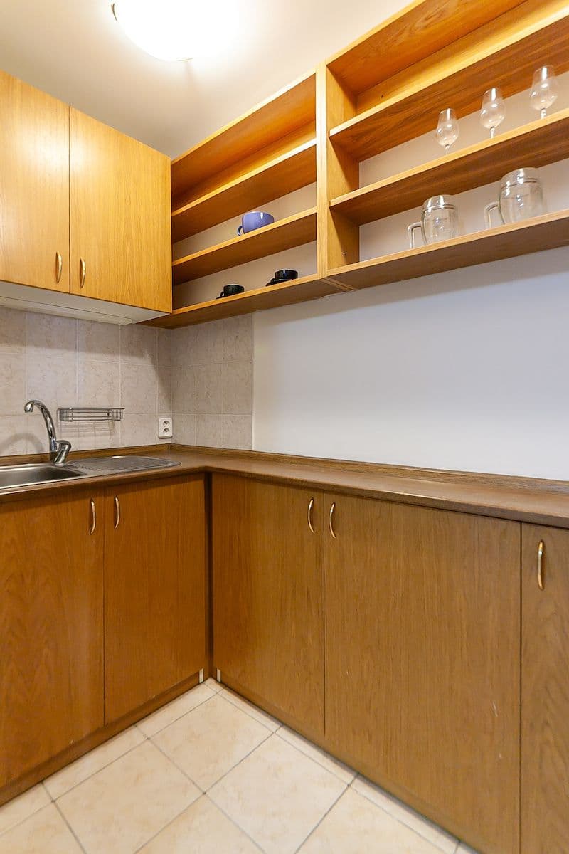 Predaj kancelárie 138 m², Vršovické náměstí, Praha, Praha Predaj kancelárie 138 m², Vršovické náměstí, Praha, Praha