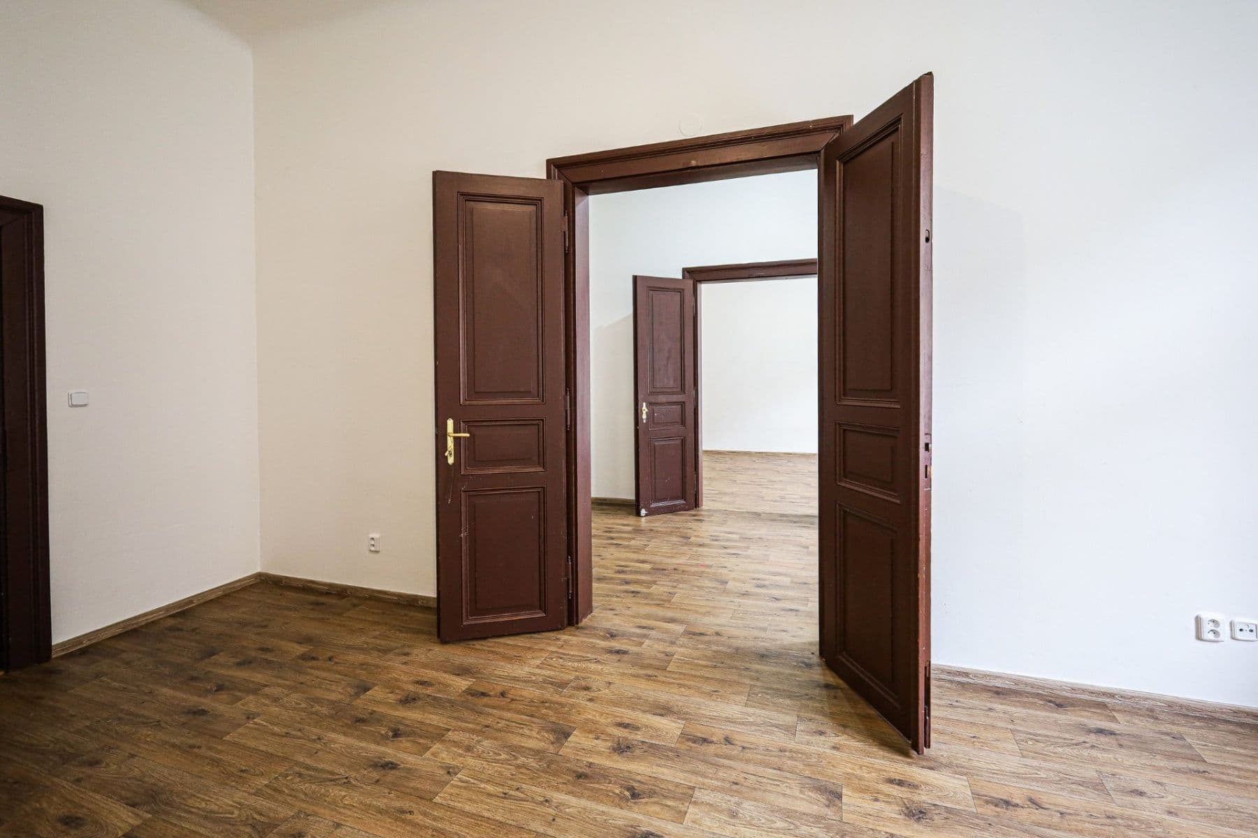 Predaj bytu 3-izbový 139 m², Mělnická, Praha, Praha Predaj bytu 3-izbový 139 m², Mělnická, Praha, Praha