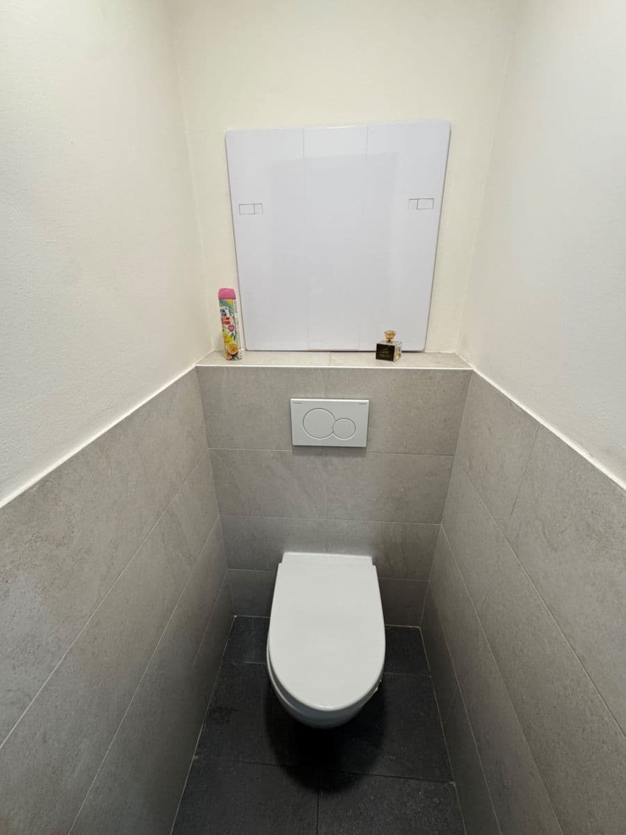 Predaj bytu 2-izbový 43 m², Kurčatovova, Praha, Praha Predaj bytu 2-izbový 43 m², Kurčatovova, Praha, Praha