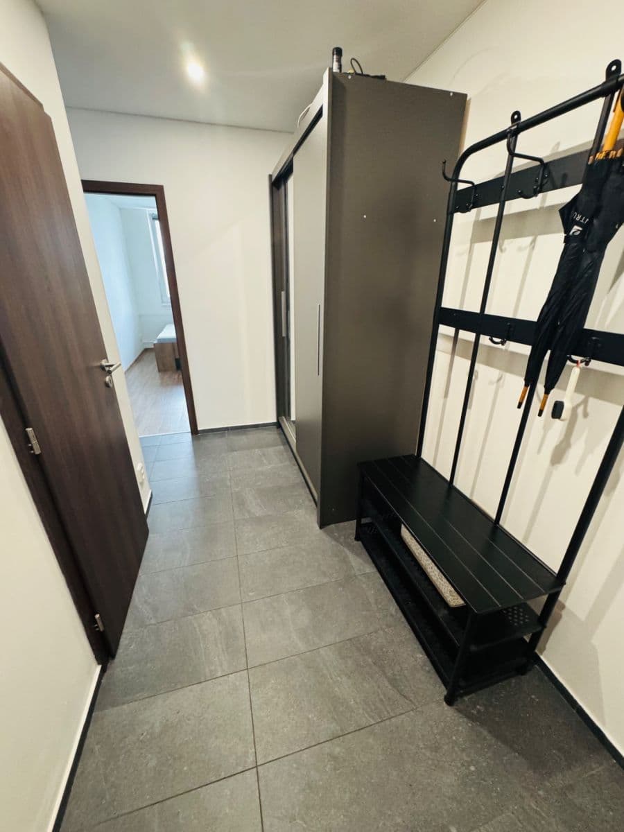 Predaj bytu 2-izbový 43 m², Kurčatovova, Praha, Praha Predaj bytu 2-izbový 43 m², Kurčatovova, Praha, Praha