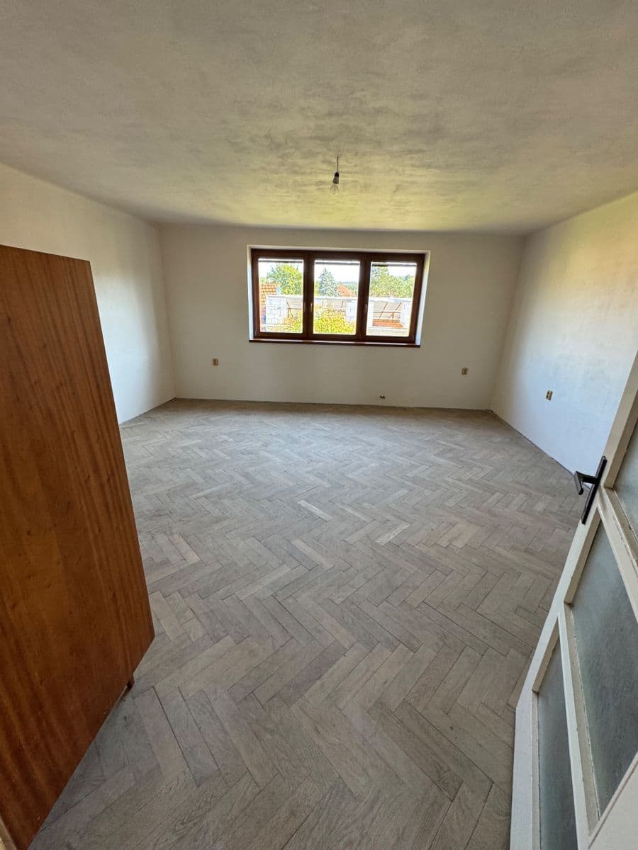 Predaj domu 88 m², pozemek 180 m², Rybářská, Ivančice, Jihomoravský kraj Predaj domu 88 m², pozemek 180 m², Rybářská, Ivančice, Jihomoravský kraj