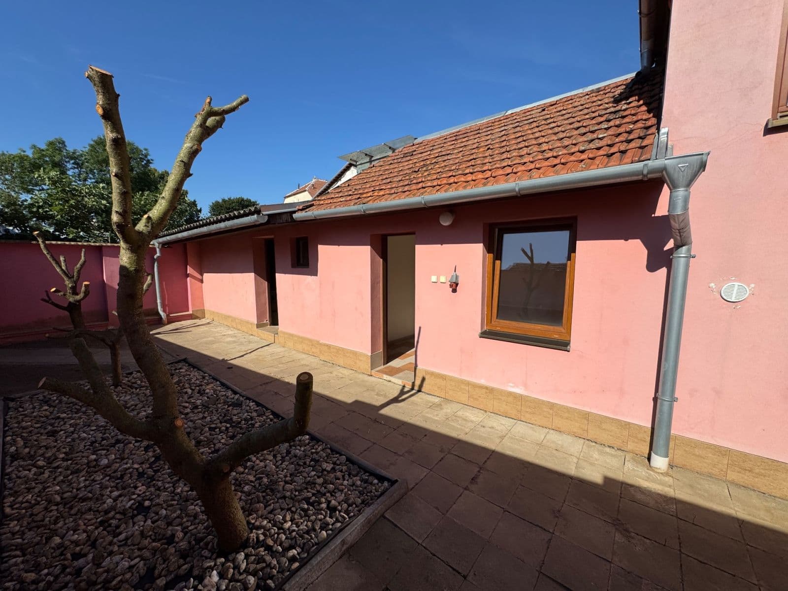 Predaj domu 88 m², pozemek 180 m², Rybářská, Ivančice, Jihomoravský kraj Predaj domu 88 m², pozemek 180 m², Rybářská, Ivančice, Jihomoravský kraj