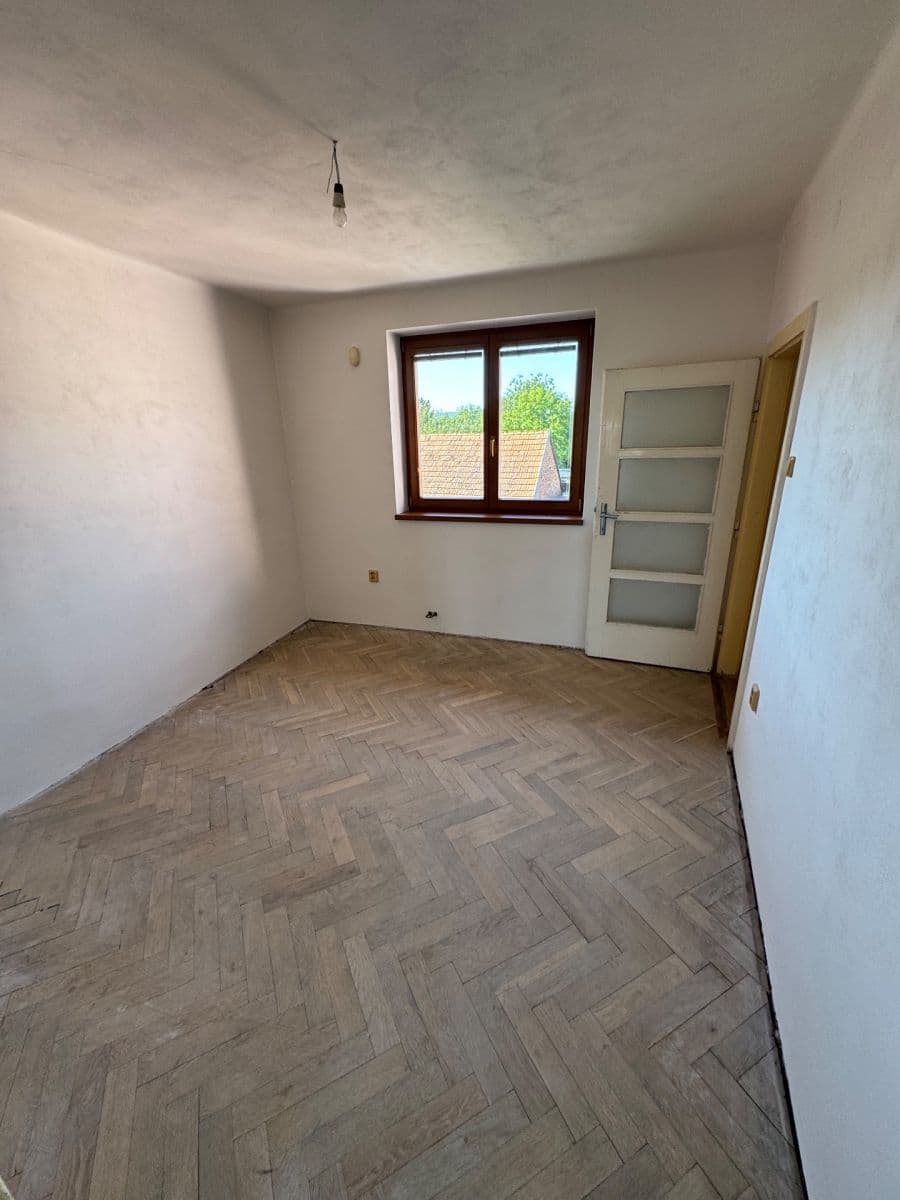 Predaj domu 88 m², pozemek 180 m², Rybářská, Ivančice, Jihomoravský kraj Predaj domu 88 m², pozemek 180 m², Rybářská, Ivančice, Jihomoravský kraj