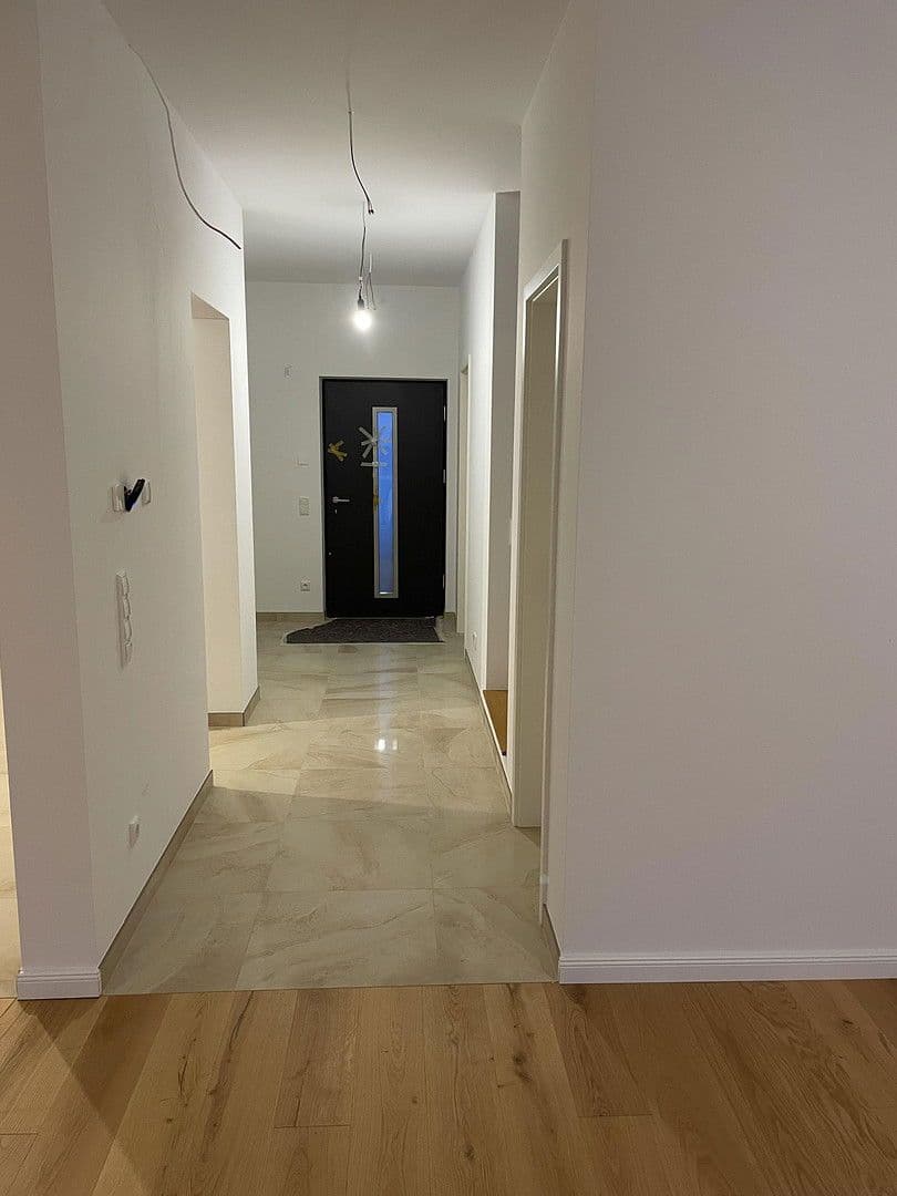 Prenájom domu 130 m², pozemek 300 m², Burgundstraße 22, Ludwigsfelde, Brandenbursko Prenájom domu 130 m², pozemek 300 m², Burgundstraße 22, Ludwigsfelde, Brandenbursko