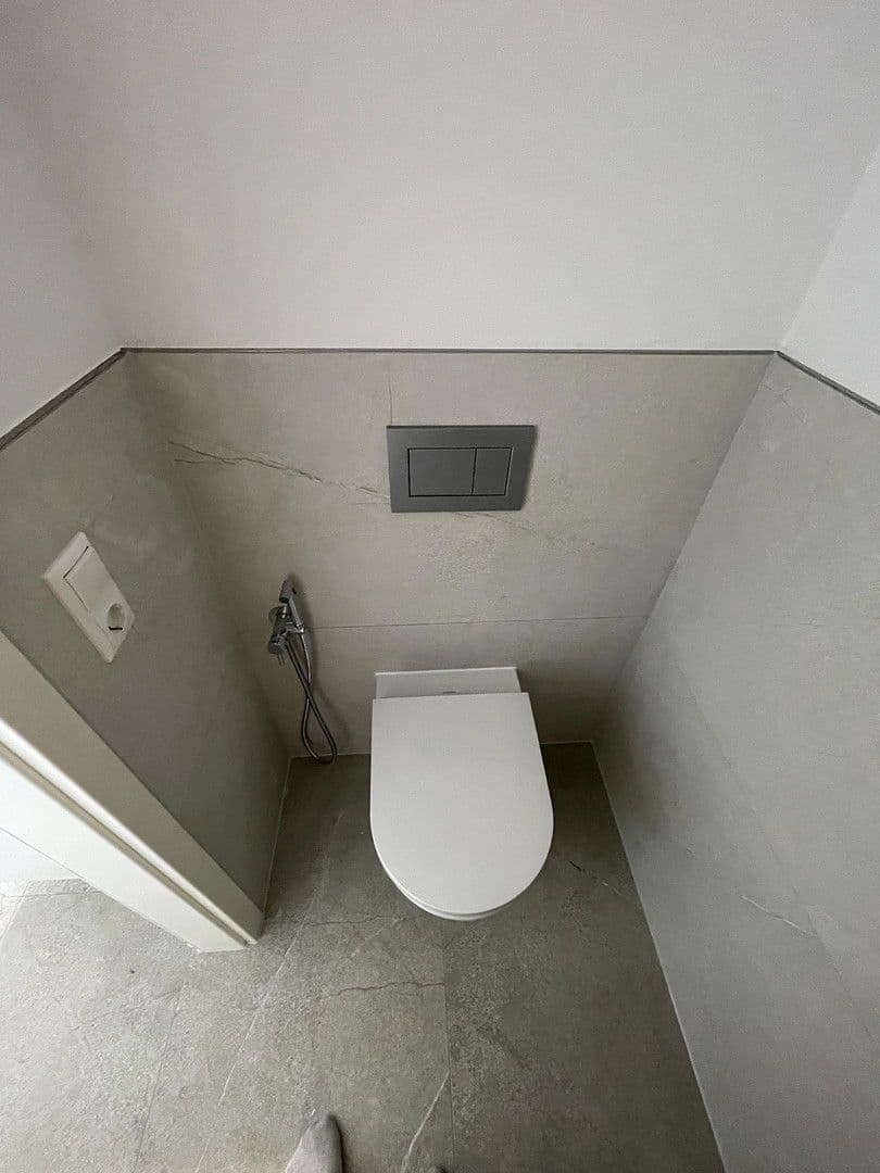 Prenájom domu 130 m², pozemek 300 m², Burgundstraße 22, Ludwigsfelde, Brandenbursko Prenájom domu 130 m², pozemek 300 m², Burgundstraße 22, Ludwigsfelde, Brandenbursko