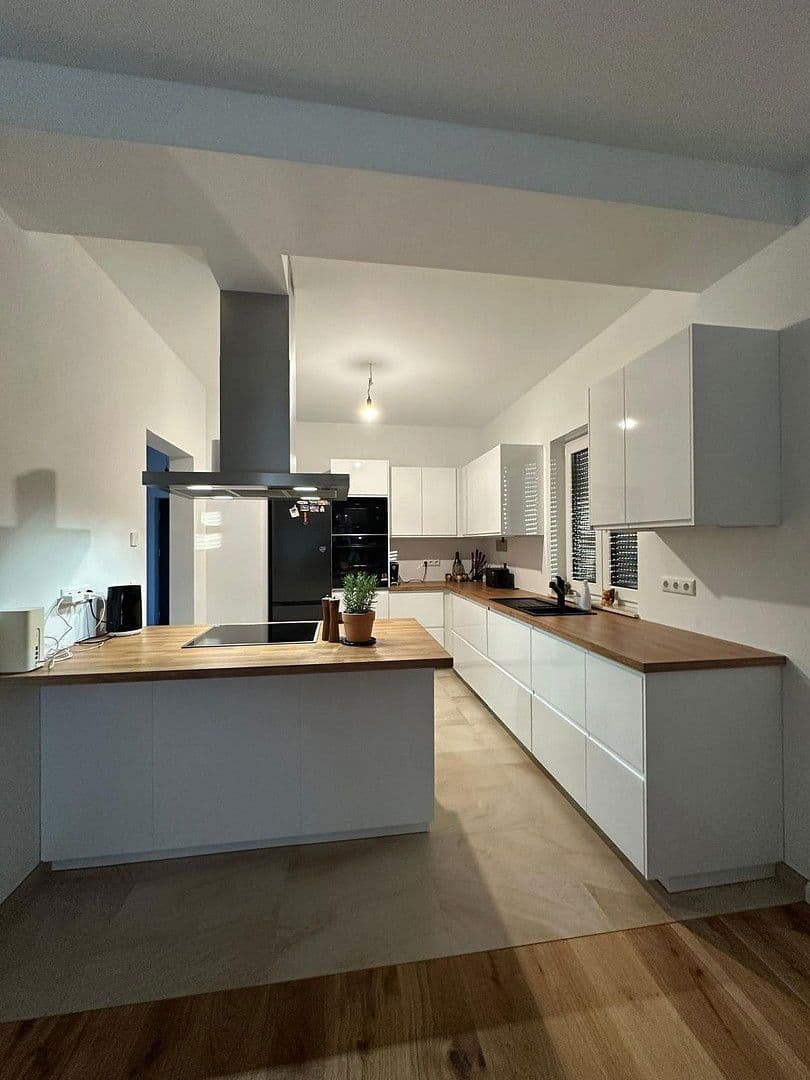 Prenájom domu 130 m², pozemek 300 m², Burgundstraße 22, Ludwigsfelde, Brandenbursko Prenájom domu 130 m², pozemek 300 m², Burgundstraße 22, Ludwigsfelde, Brandenbursko