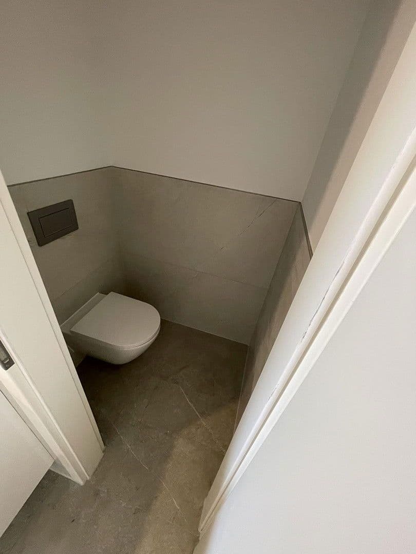 Prenájom domu 130 m², pozemek 300 m², Burgundstraße 22, Ludwigsfelde, Brandenbursko Prenájom domu 130 m², pozemek 300 m², Burgundstraße 22, Ludwigsfelde, Brandenbursko