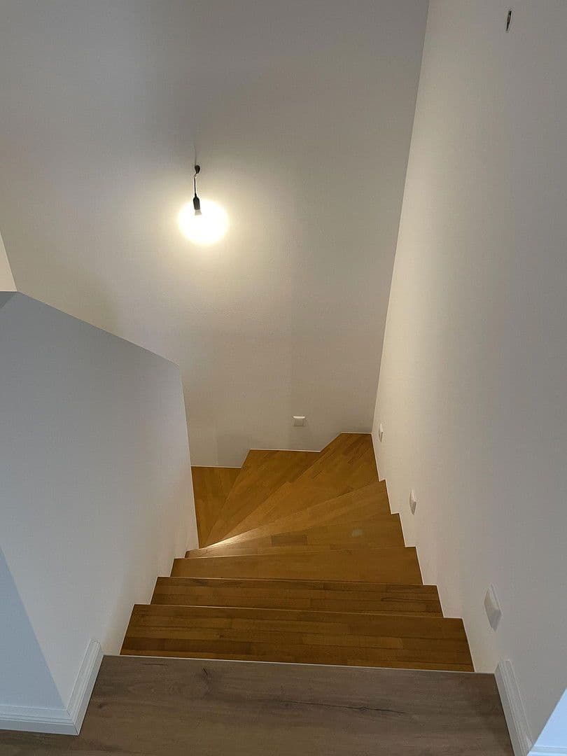 Prenájom domu 130 m², pozemek 300 m², Burgundstraße 22, Ludwigsfelde, Brandenbursko Prenájom domu 130 m², pozemek 300 m², Burgundstraße 22, Ludwigsfelde, Brandenbursko