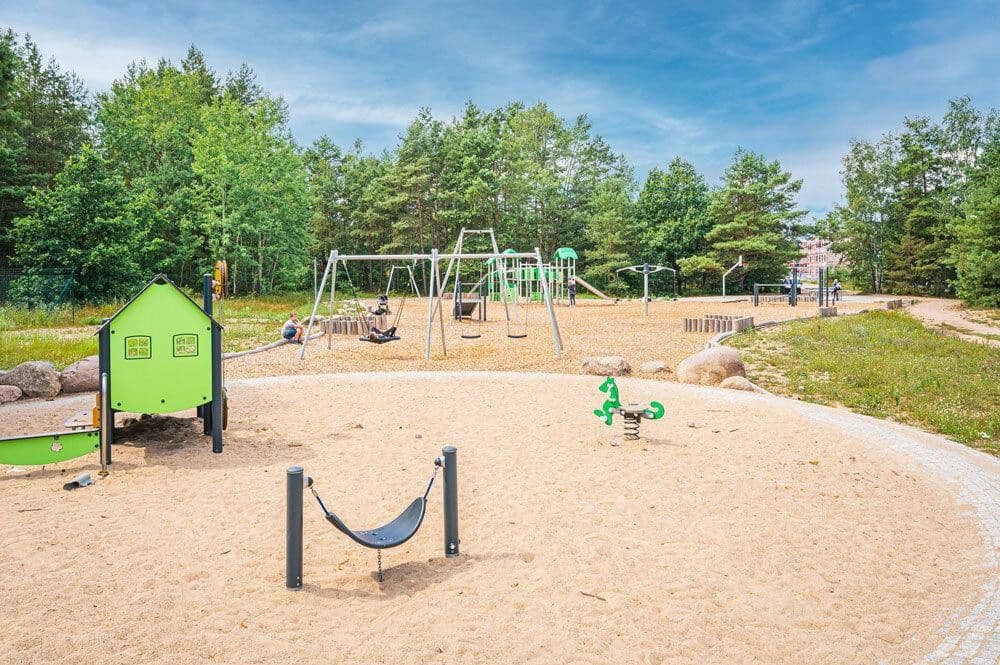 Prenájom bytu 5-izbový 152 m², Kornblumenweg 20, Wandlitz, Brandenbursko Prenájom bytu 5-izbový 152 m², Kornblumenweg 20, Wandlitz, Brandenbursko