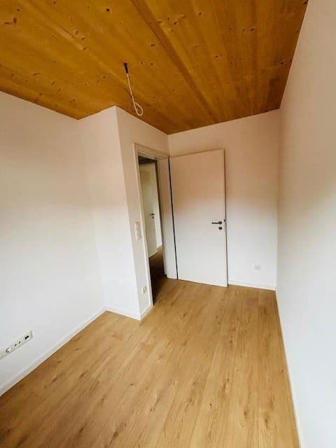 Predaj domu 125 m², pozemek 144 m², Herzogenaurach, Bavorsko Predaj domu 125 m², pozemek 144 m², Herzogenaurach, Bavorsko