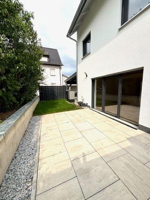 Predaj domu 125 m², pozemek 144 m², Herzogenaurach, Bavorsko Predaj domu 125 m², pozemek 144 m², Herzogenaurach, Bavorsko