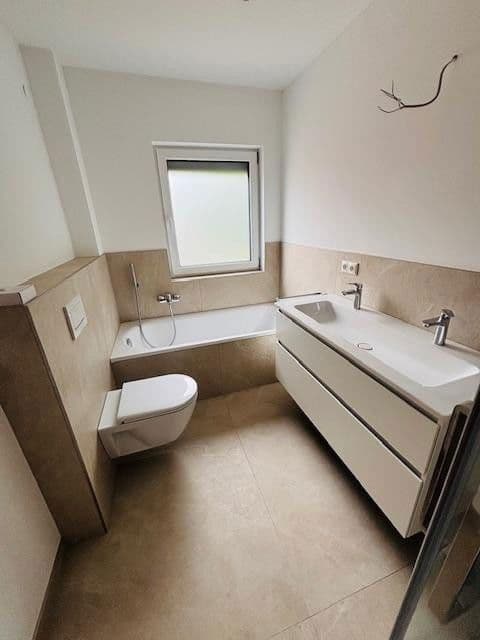 Predaj domu 125 m², pozemek 144 m², Herzogenaurach, Bavorsko Predaj domu 125 m², pozemek 144 m², Herzogenaurach, Bavorsko