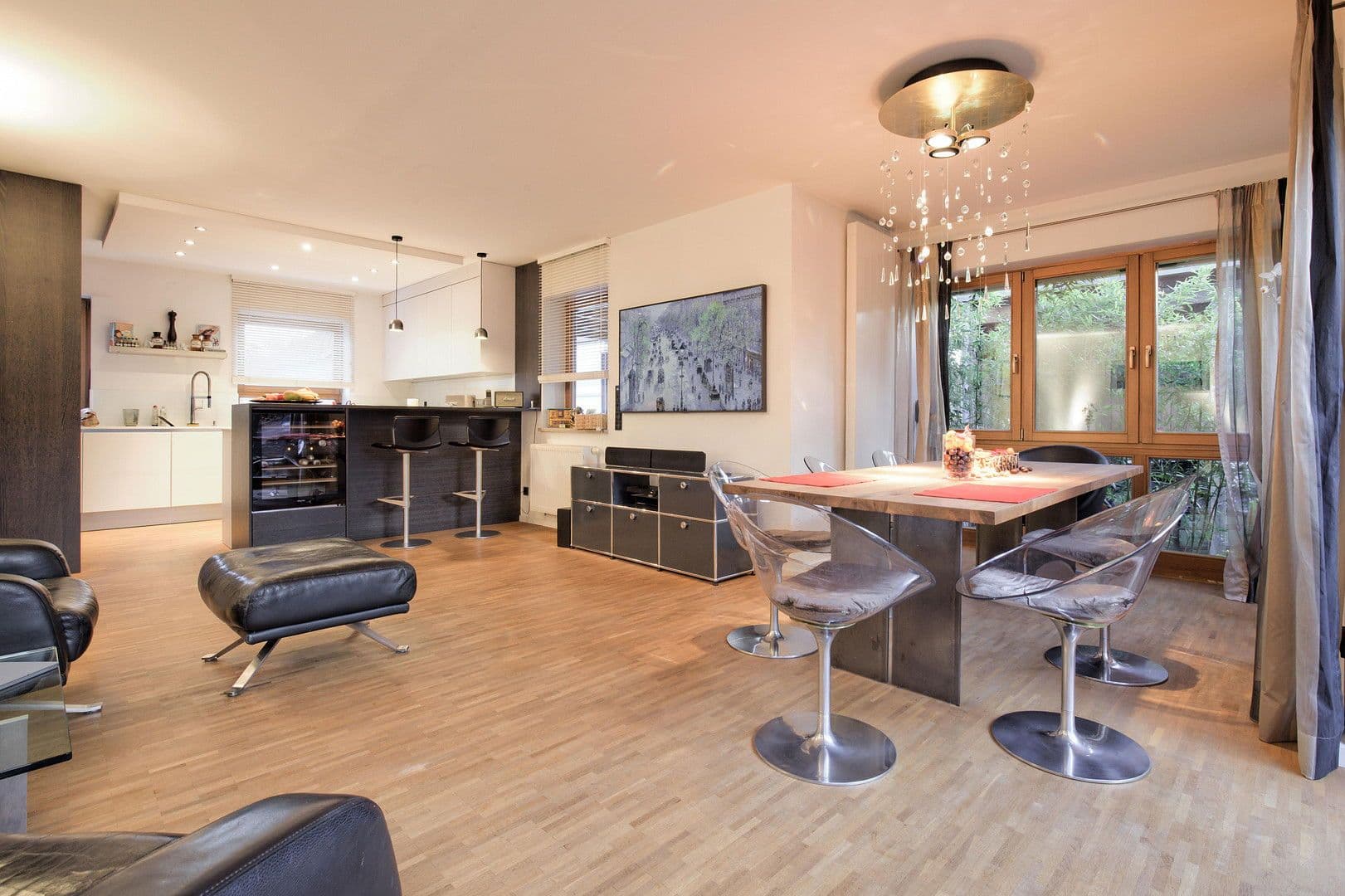 Predaj domu 145 m², pozemek 238 m², Nürnberg, Bavorsko Predaj domu 145 m², pozemek 238 m², Nürnberg, Bavorsko