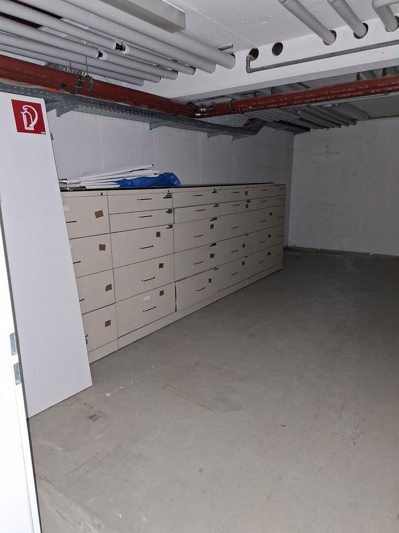 Prenájom nebytového priestoru 344 m², Am Schloßplatz 2, Sankt Wendel, Sársko Prenájom nebytového priestoru 344 m², Am Schloßplatz 2, Sankt Wendel, Sársko