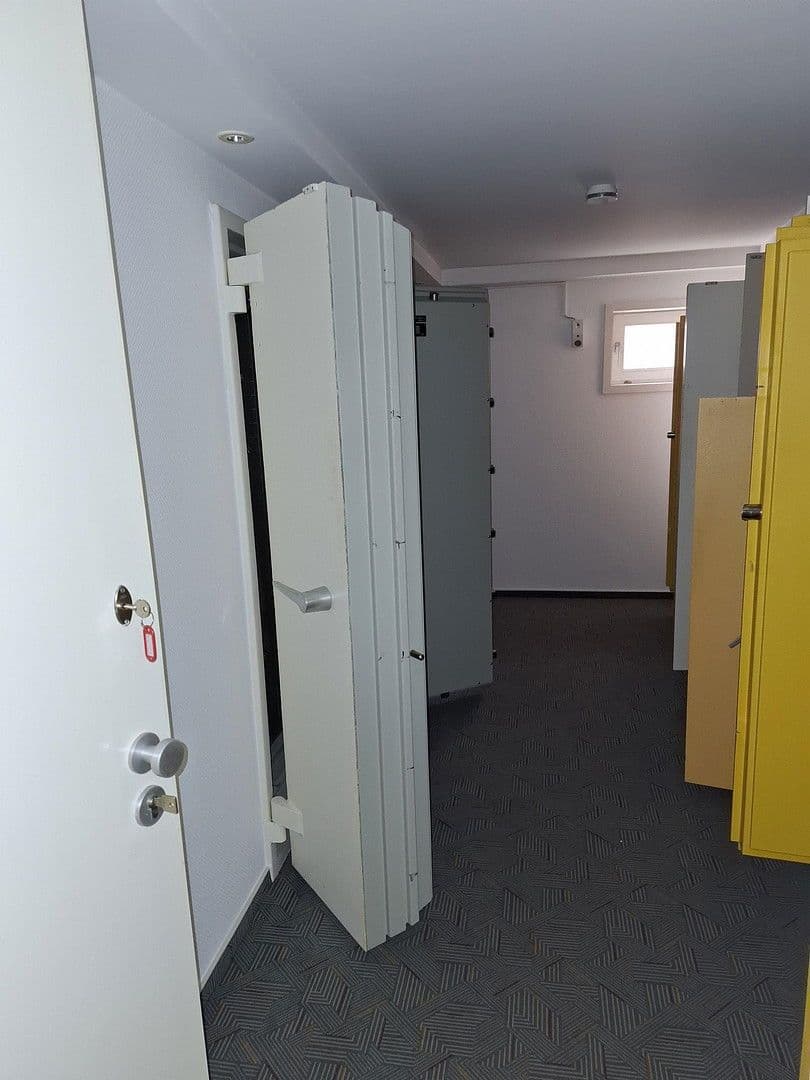 Prenájom nebytového priestoru 344 m², Am Schloßplatz 2, Sankt Wendel, Sársko Prenájom nebytového priestoru 344 m², Am Schloßplatz 2, Sankt Wendel, Sársko