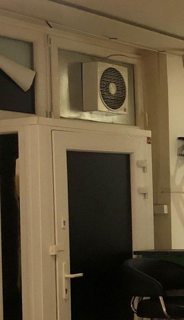 Prenájom nebytového priestoru 87 m², Veronikagasse 10, Wien, Viedeň Prenájom nebytového priestoru 87 m², Veronikagasse 10, Wien, Viedeň