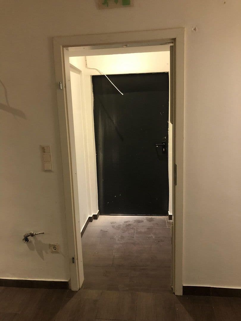 Prenájom nebytového priestoru 87 m², Veronikagasse 10, Wien, Viedeň Prenájom nebytového priestoru 87 m², Veronikagasse 10, Wien, Viedeň