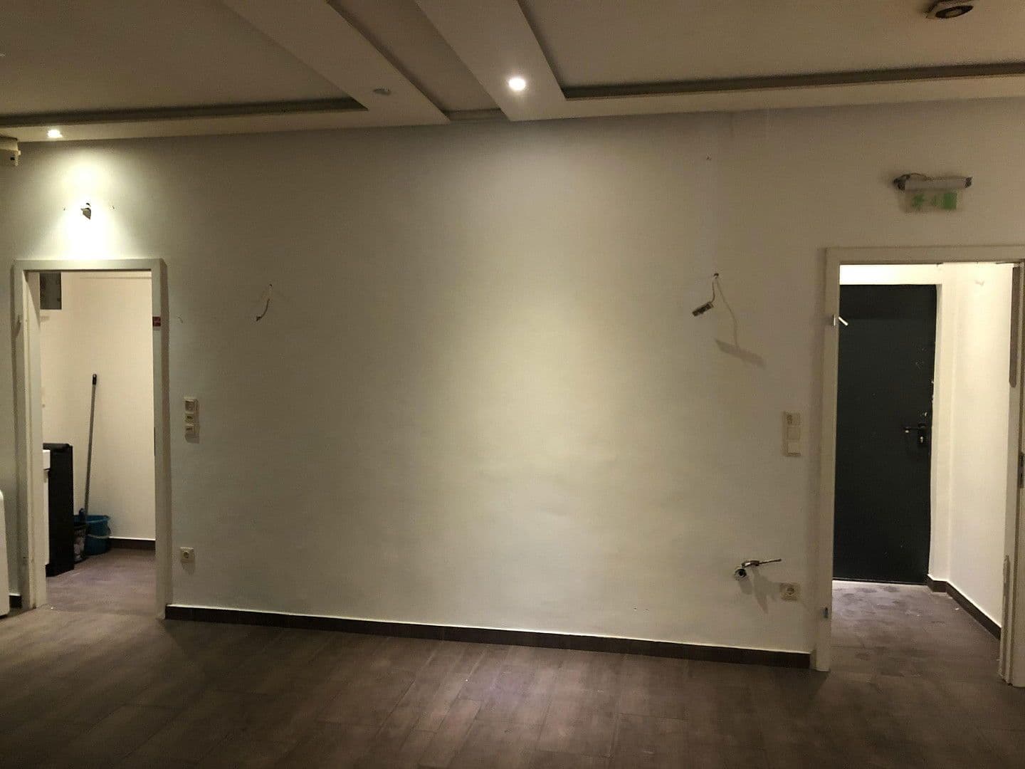 Prenájom nebytového priestoru 87 m², Veronikagasse 10, Wien, Viedeň Prenájom nebytového priestoru 87 m², Veronikagasse 10, Wien, Viedeň