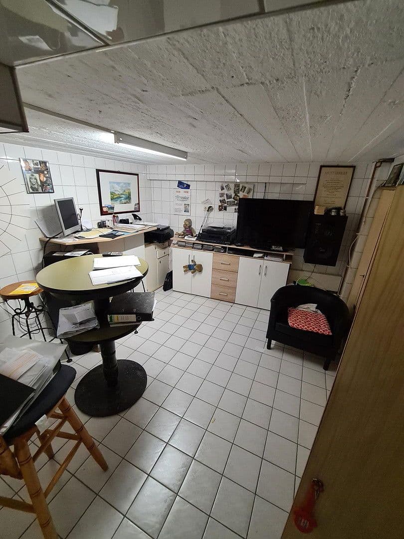 Prenájom bytu 2-izbový 70 m², Wachstr. 11, Oberhausen, Severné Porýnie - Westfálsko Prenájom bytu 2-izbový 70 m², Wachstr. 11, Oberhausen, Severné Porýnie - Westfálsko