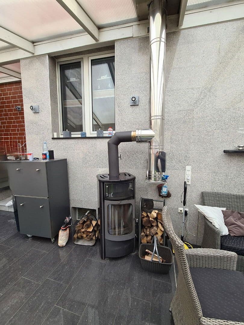 Prenájom bytu 2-izbový 70 m², Wachstr. 11, Oberhausen, Severné Porýnie - Westfálsko Prenájom bytu 2-izbový 70 m², Wachstr. 11, Oberhausen, Severné Porýnie - Westfálsko