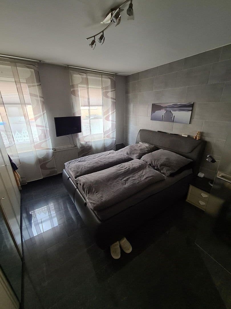 Prenájom bytu 2-izbový 70 m², Wachstr. 11, Oberhausen, Severné Porýnie - Westfálsko Prenájom bytu 2-izbový 70 m², Wachstr. 11, Oberhausen, Severné Porýnie - Westfálsko