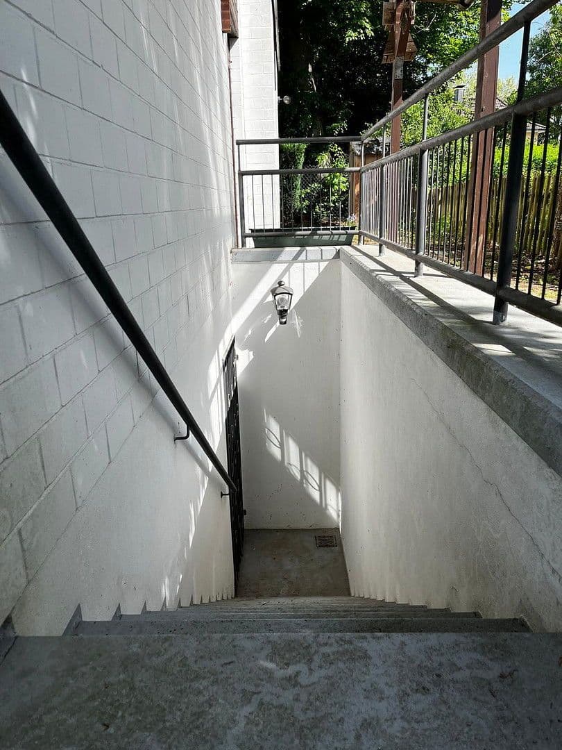 Predaj domu 118 m², pozemek 417 m², Erbenhäuschen 43a, Solingen, Severné Porýnie - Westfálsko Predaj domu 118 m², pozemek 417 m², Erbenhäuschen 43a, Solingen, Severné Porýnie - Westfálsko