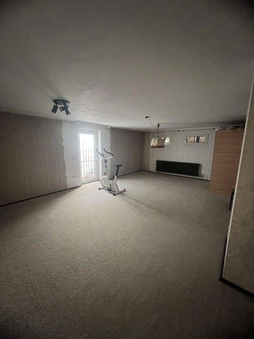 Predaj domu 118 m², pozemek 417 m², Erbenhäuschen 43a, Solingen, Severné Porýnie - Westfálsko Predaj domu 118 m², pozemek 417 m², Erbenhäuschen 43a, Solingen, Severné Porýnie - Westfálsko