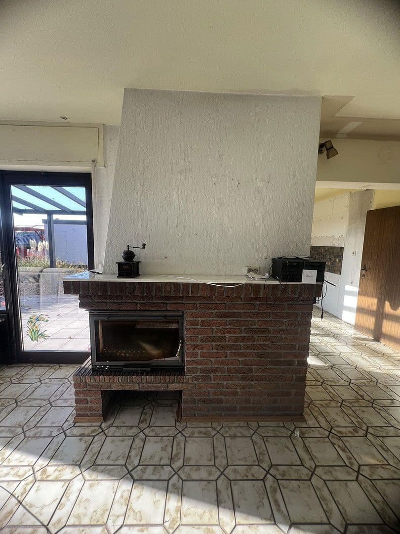 Predaj domu 118 m², pozemek 417 m², Erbenhäuschen 43a, Solingen, Severné Porýnie - Westfálsko Predaj domu 118 m², pozemek 417 m², Erbenhäuschen 43a, Solingen, Severné Porýnie - Westfálsko