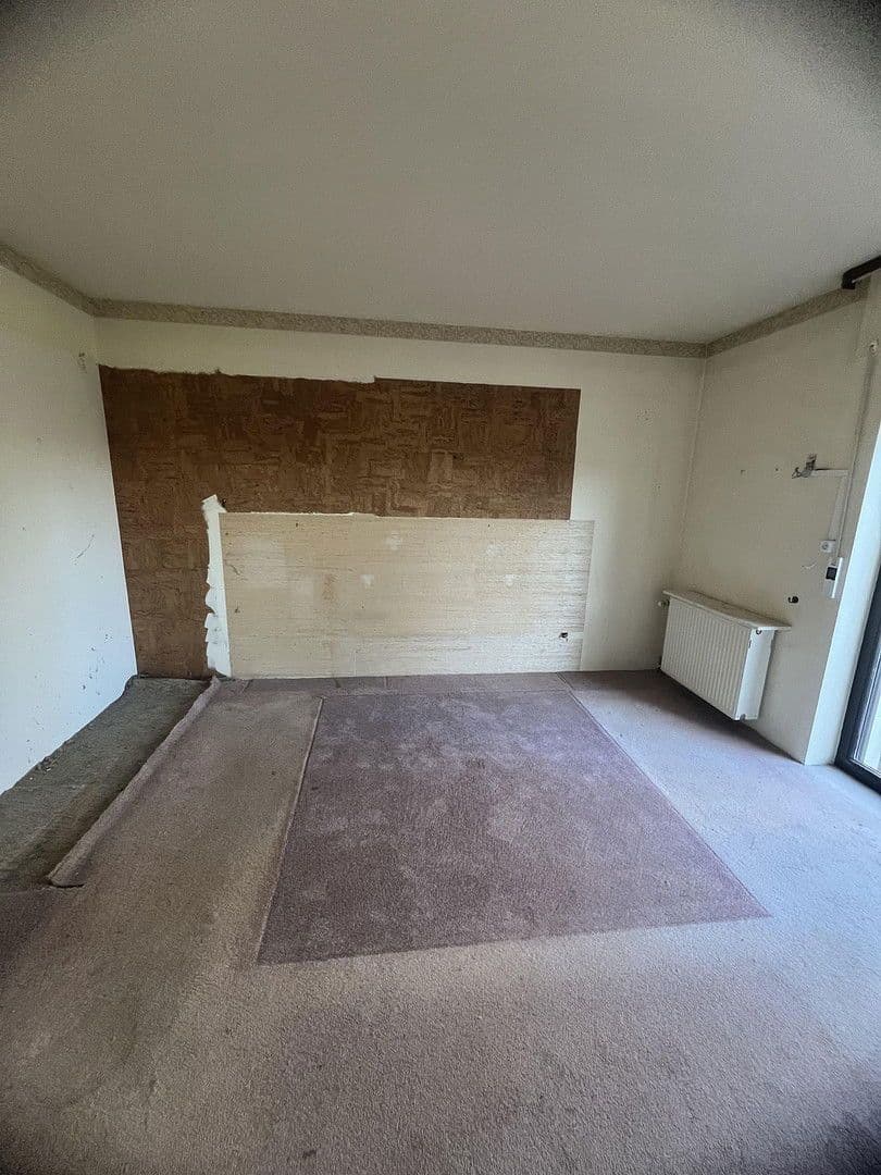 Predaj domu 118 m², pozemek 417 m², Erbenhäuschen 43a, Solingen, Severné Porýnie - Westfálsko Predaj domu 118 m², pozemek 417 m², Erbenhäuschen 43a, Solingen, Severné Porýnie - Westfálsko