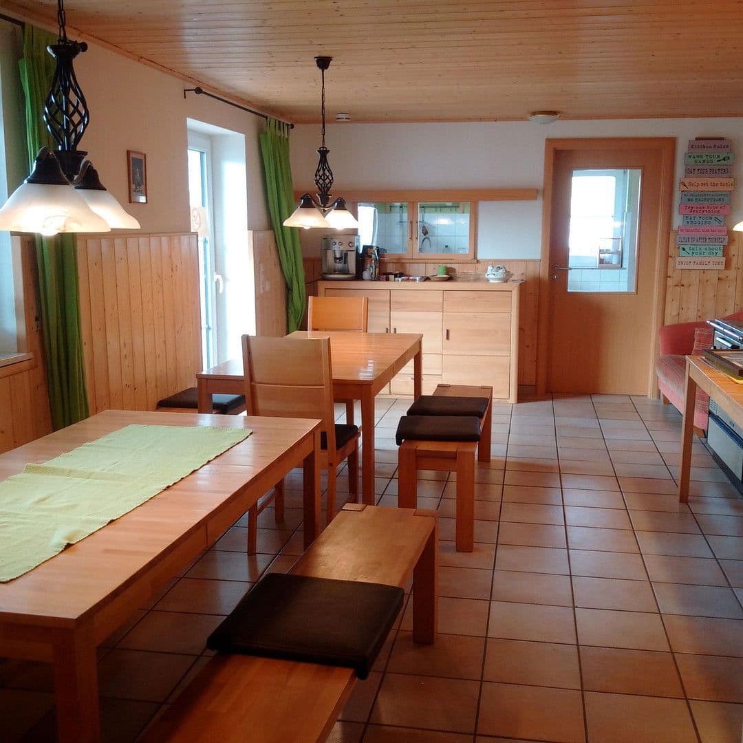 Prenájom domu 120 m², pozemek 6.000 m², Willenbach 21, Reut, Bavorsko Prenájom domu 120 m², pozemek 6.000 m², Willenbach 21, Reut, Bavorsko