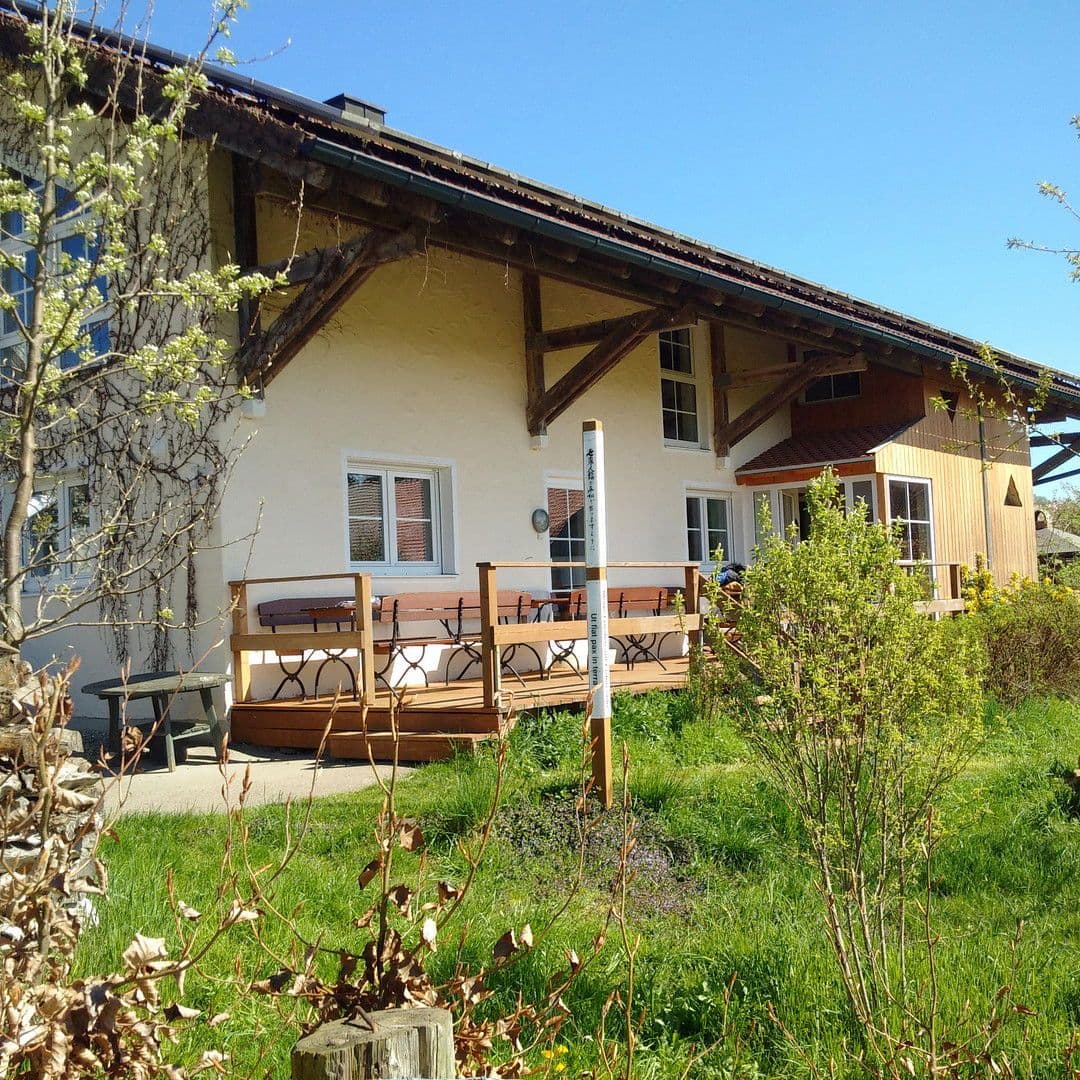 Prenájom domu 120 m², pozemek 6.000 m², Willenbach 21, Reut, Bavorsko Prenájom domu 120 m², pozemek 6.000 m², Willenbach 21, Reut, Bavorsko