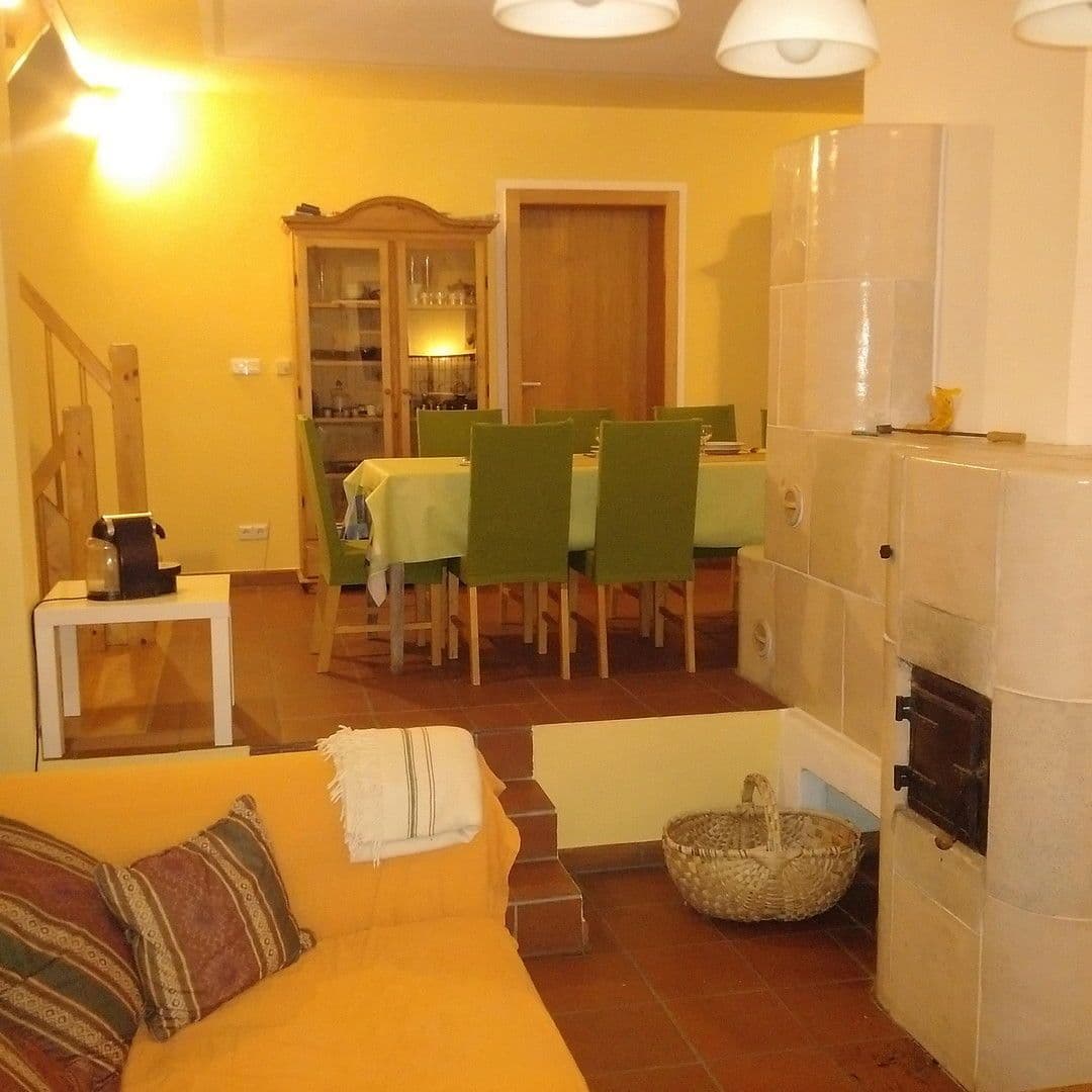 Prenájom domu 120 m², pozemek 6.000 m², Willenbach 21, Reut, Bavorsko Prenájom domu 120 m², pozemek 6.000 m², Willenbach 21, Reut, Bavorsko