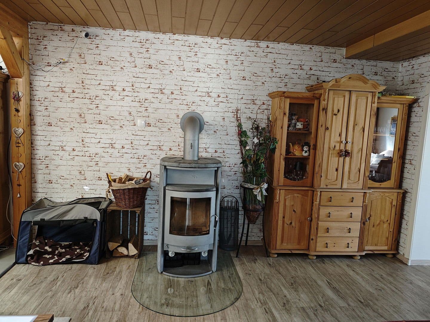 Predaj domu 147 m², pozemek 843 m², Adelebsen, Dolné Sasko Predaj domu 147 m², pozemek 843 m², Adelebsen, Dolné Sasko