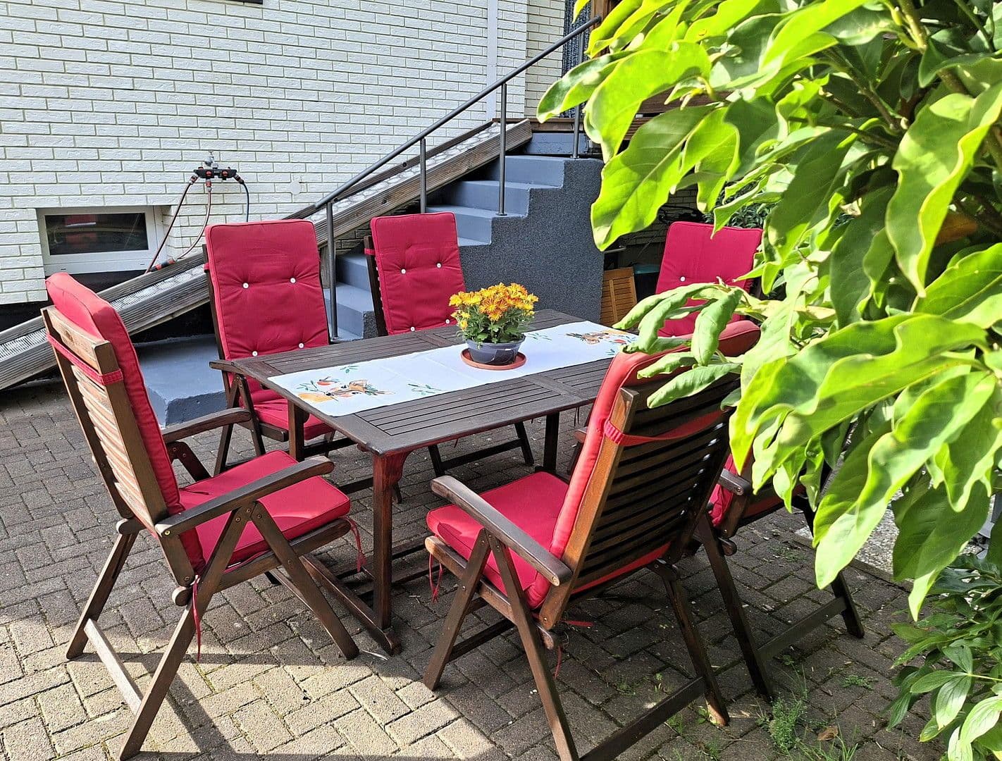 Predaj domu 147 m², pozemek 843 m², Adelebsen, Dolné Sasko Predaj domu 147 m², pozemek 843 m², Adelebsen, Dolné Sasko