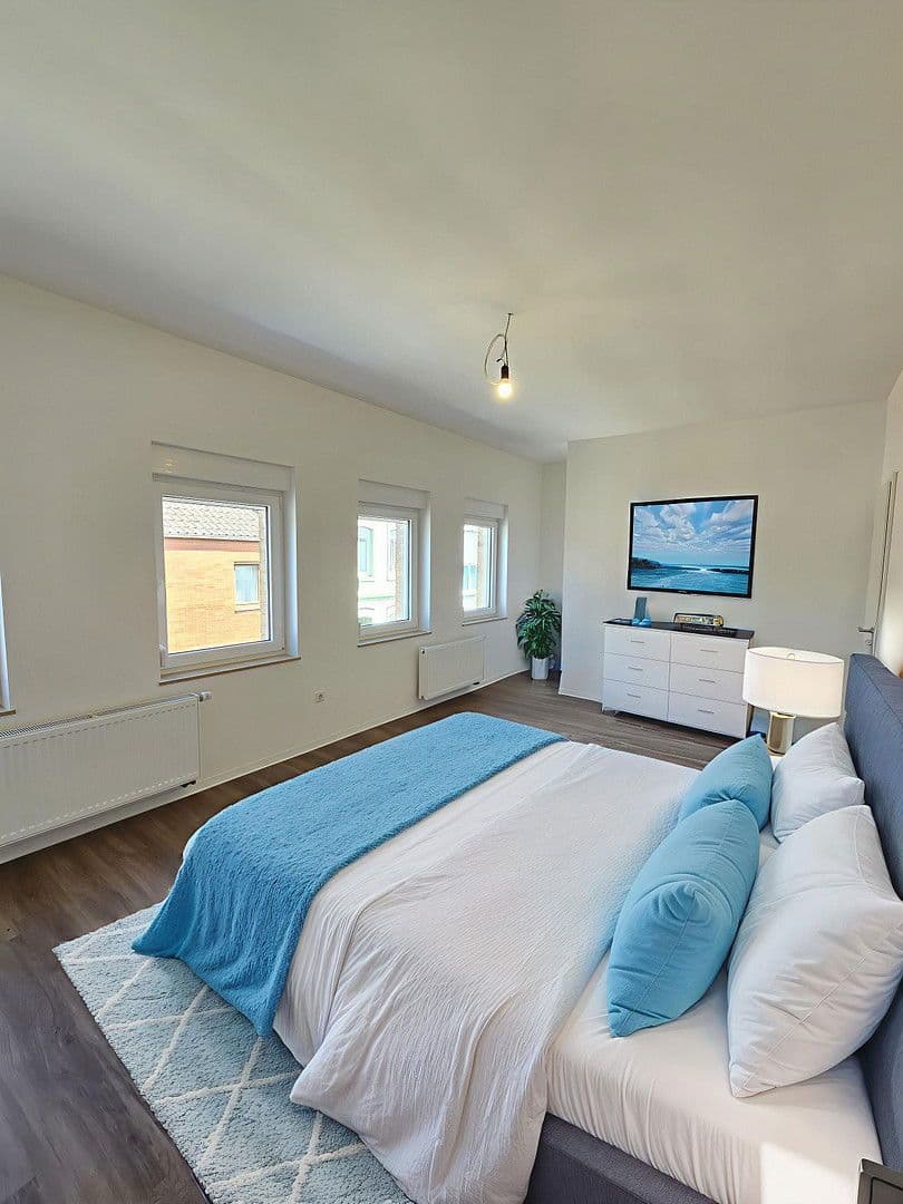 Predaj domu 156 m², pozemek 139 m², Köln, Severné Porýnie - Westfálsko Predaj domu 156 m², pozemek 139 m², Köln, Severné Porýnie - Westfálsko