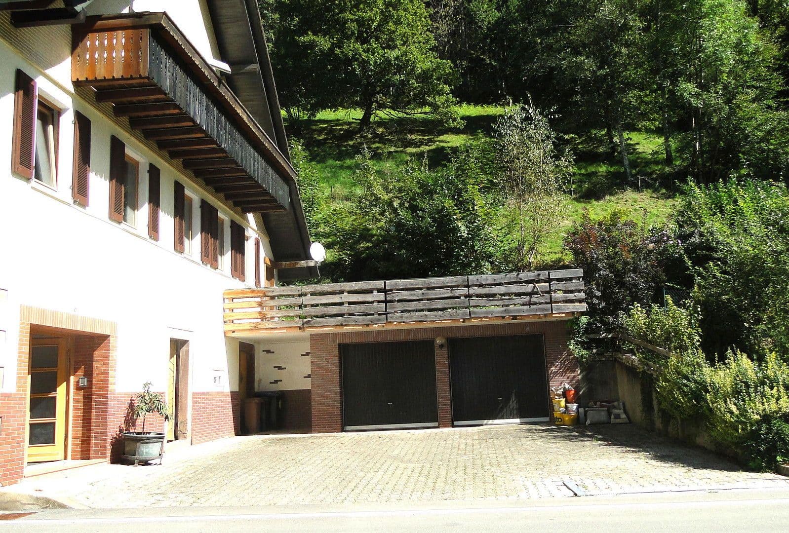 Predaj domu 263 m², pozemek 17.301 m², Wildschapbachstraße 6, Bad Rippoldsau-Schapbach, Bádensko-Wurttembersko Predaj domu 263 m², pozemek 17.301 m², Wildschapbachstraße 6, Bad Rippoldsau-Schapbach, Bádensko-Wurttembersko