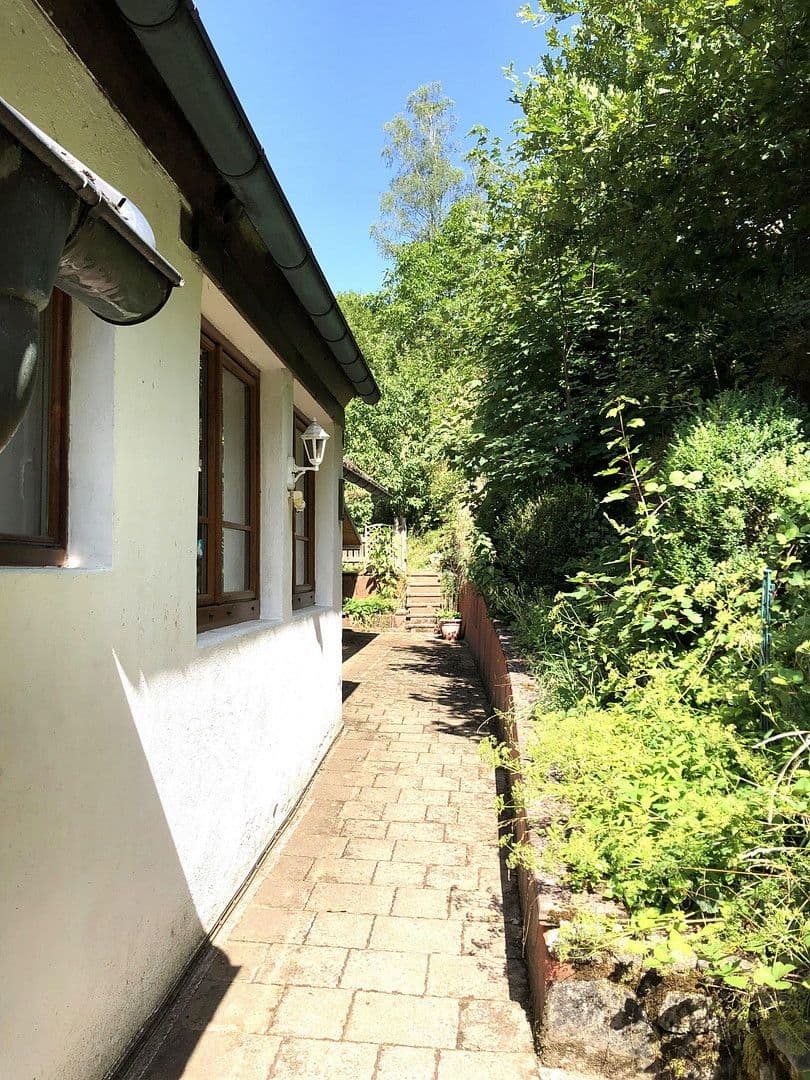 Predaj domu 263 m², pozemek 17.301 m², Wildschapbachstraße 6, Bad Rippoldsau-Schapbach, Bádensko-Wurttembersko Predaj domu 263 m², pozemek 17.301 m², Wildschapbachstraße 6, Bad Rippoldsau-Schapbach, Bádensko-Wurttembersko