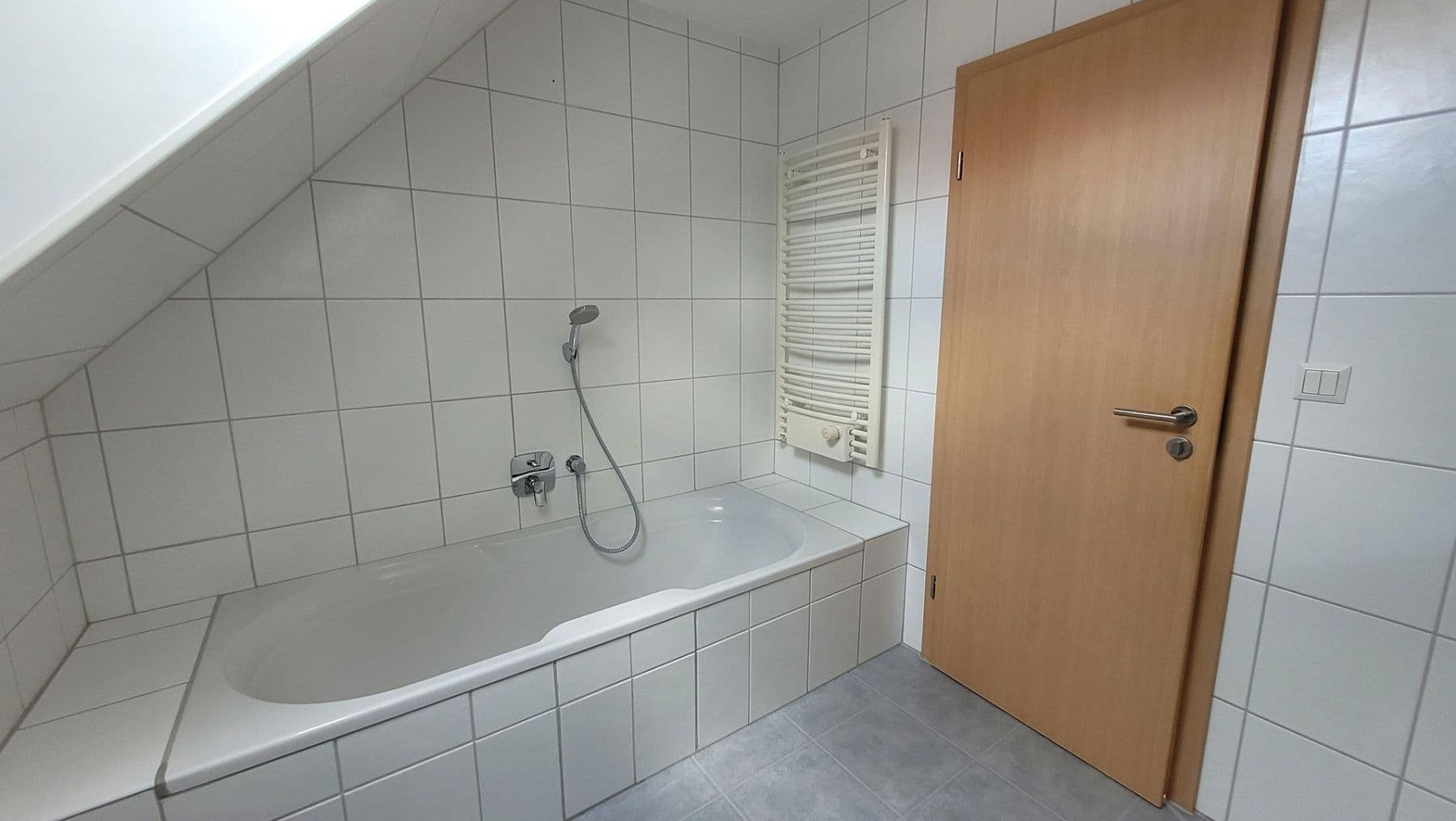 Predaj domu 122 m², pozemek 810 m², Zetkinweg, 12, Brieselang, Brandenbursko Predaj domu 122 m², pozemek 810 m², Zetkinweg, 12, Brieselang, Brandenbursko