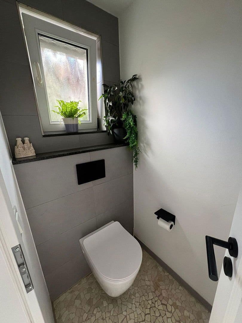 Predaj domu 100 m², pozemek 251 m², Brühl, Severné Porýnie - Westfálsko Predaj domu 100 m², pozemek 251 m², Brühl, Severné Porýnie - Westfálsko