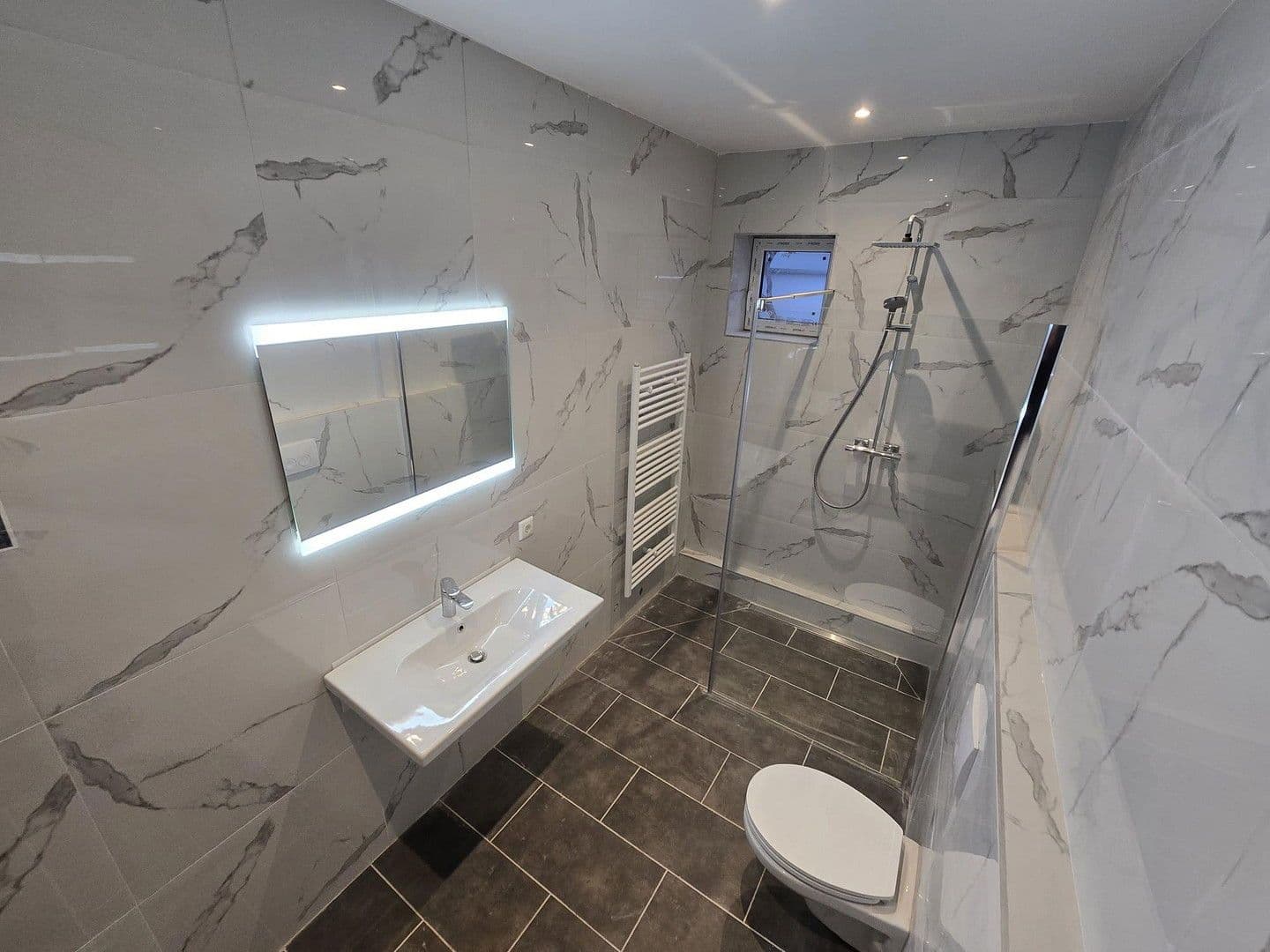 Predaj domu 101 m², pozemek 576 m², Berlin, Berlín Predaj domu 101 m², pozemek 576 m², Berlin, Berlín