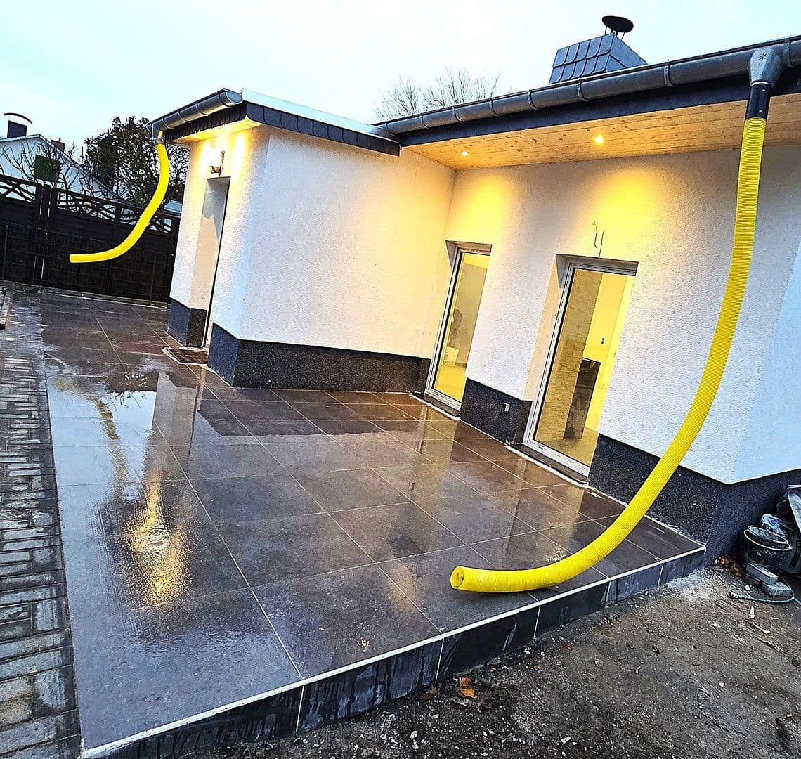 Predaj domu 101 m², pozemek 576 m², Berlin, Berlín Predaj domu 101 m², pozemek 576 m², Berlin, Berlín